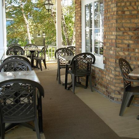 Chez Truchon Bistro-Auberge Ла-Мальбе Екстер'єр фото