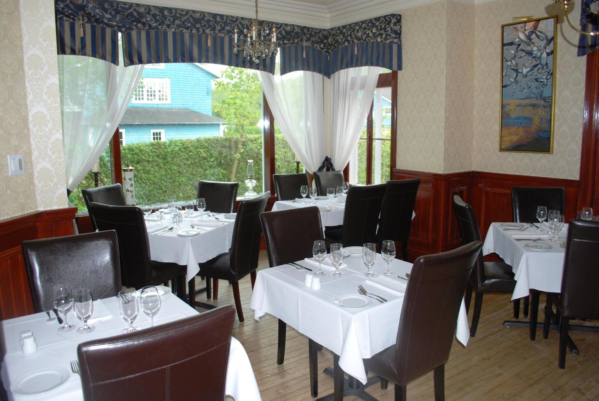 Chez Truchon Bistro-Auberge Ла-Мальбе Екстер'єр фото