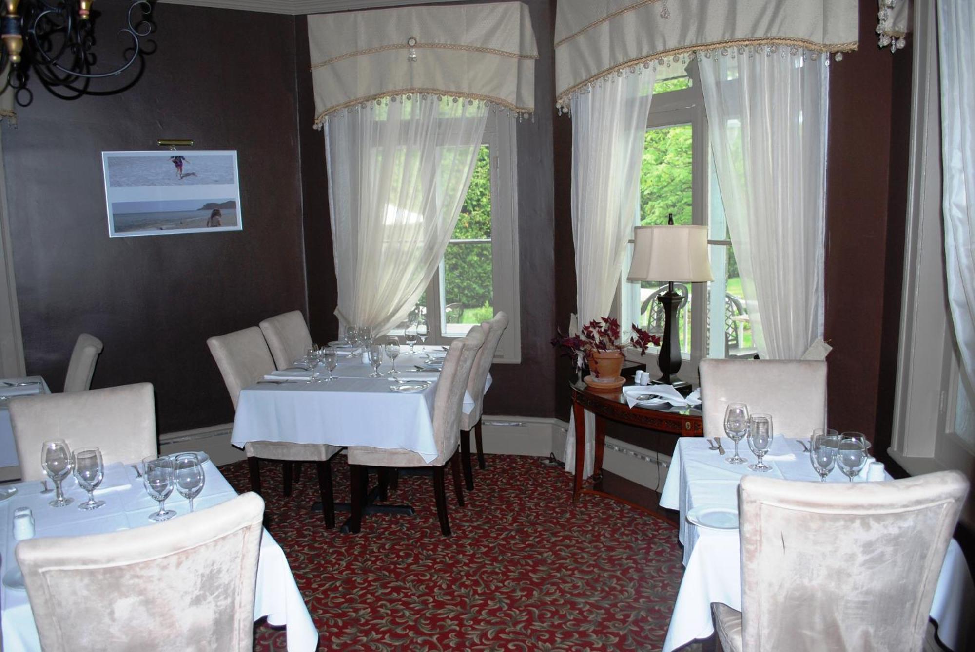 Chez Truchon Bistro-Auberge Ла-Мальбе Екстер'єр фото