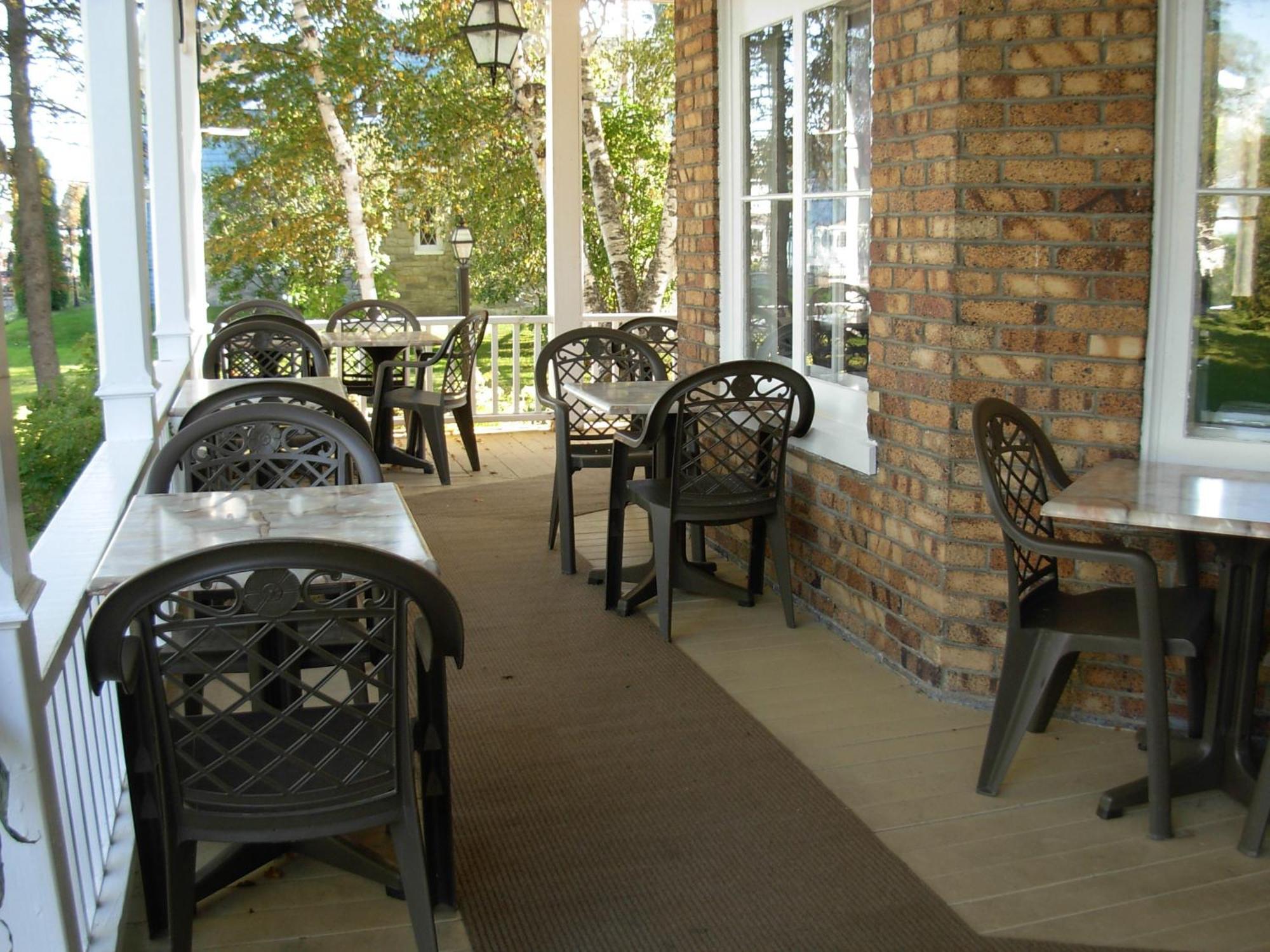 Chez Truchon Bistro-Auberge Ла-Мальбе Екстер'єр фото