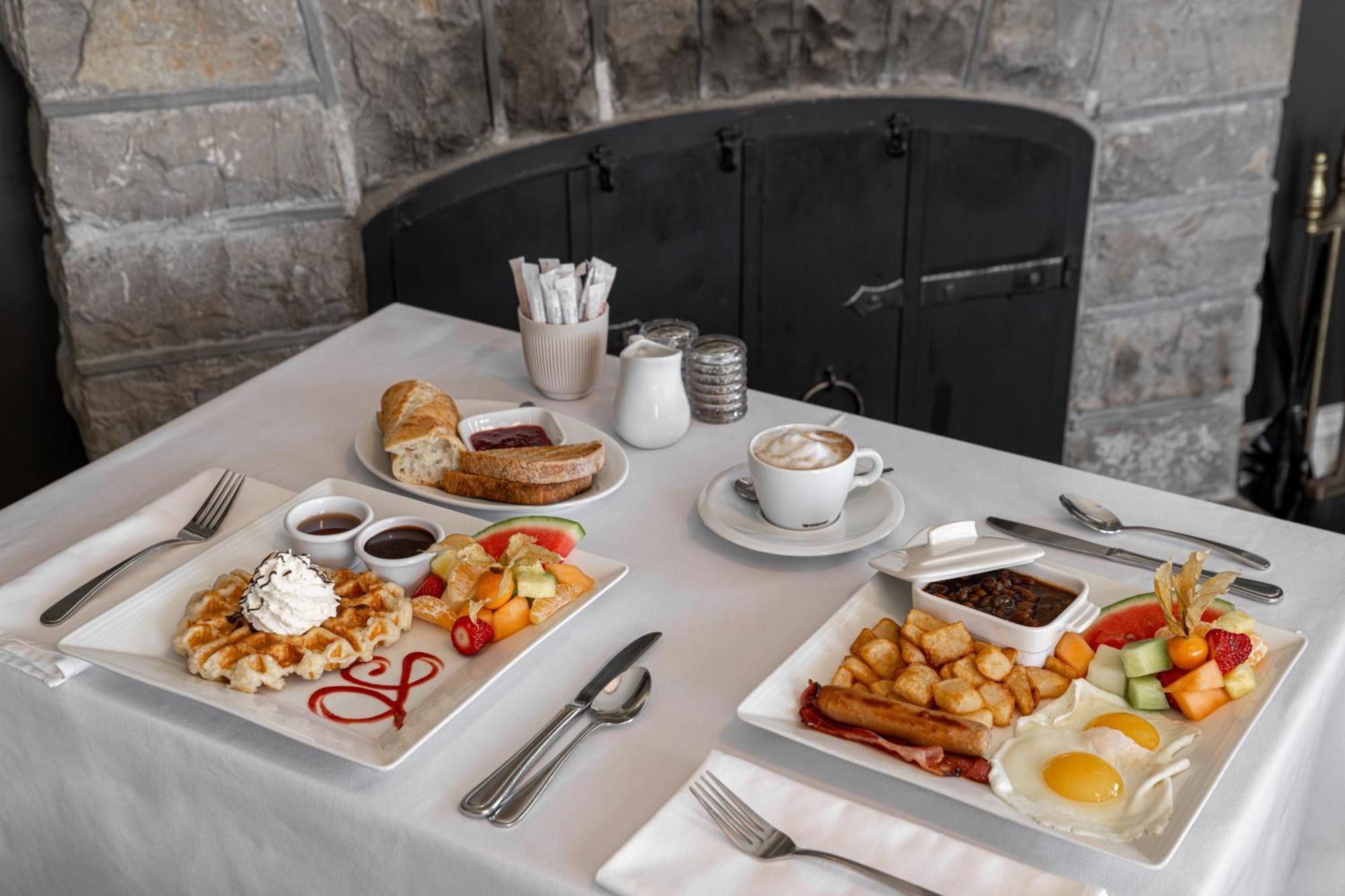 Chez Truchon Bistro-Auberge Ла-Мальбе Екстер'єр фото